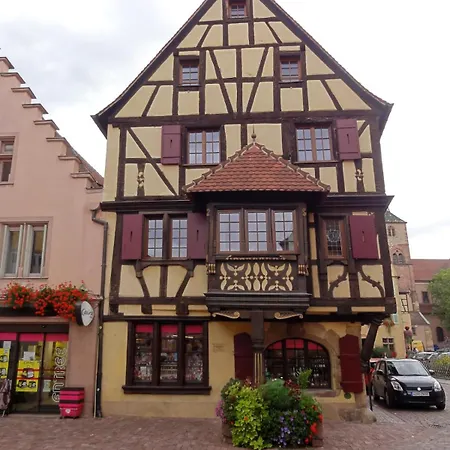 Le Petit Nid De Avec Parking Prive Turckheim